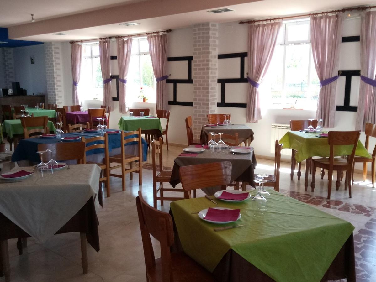 Hostal El Tropezon Matallana de Valmadrigal 외부 사진