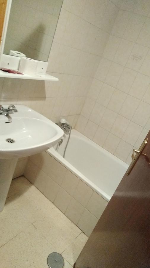 Hostal El Tropezon Matallana de Valmadrigal 외부 사진