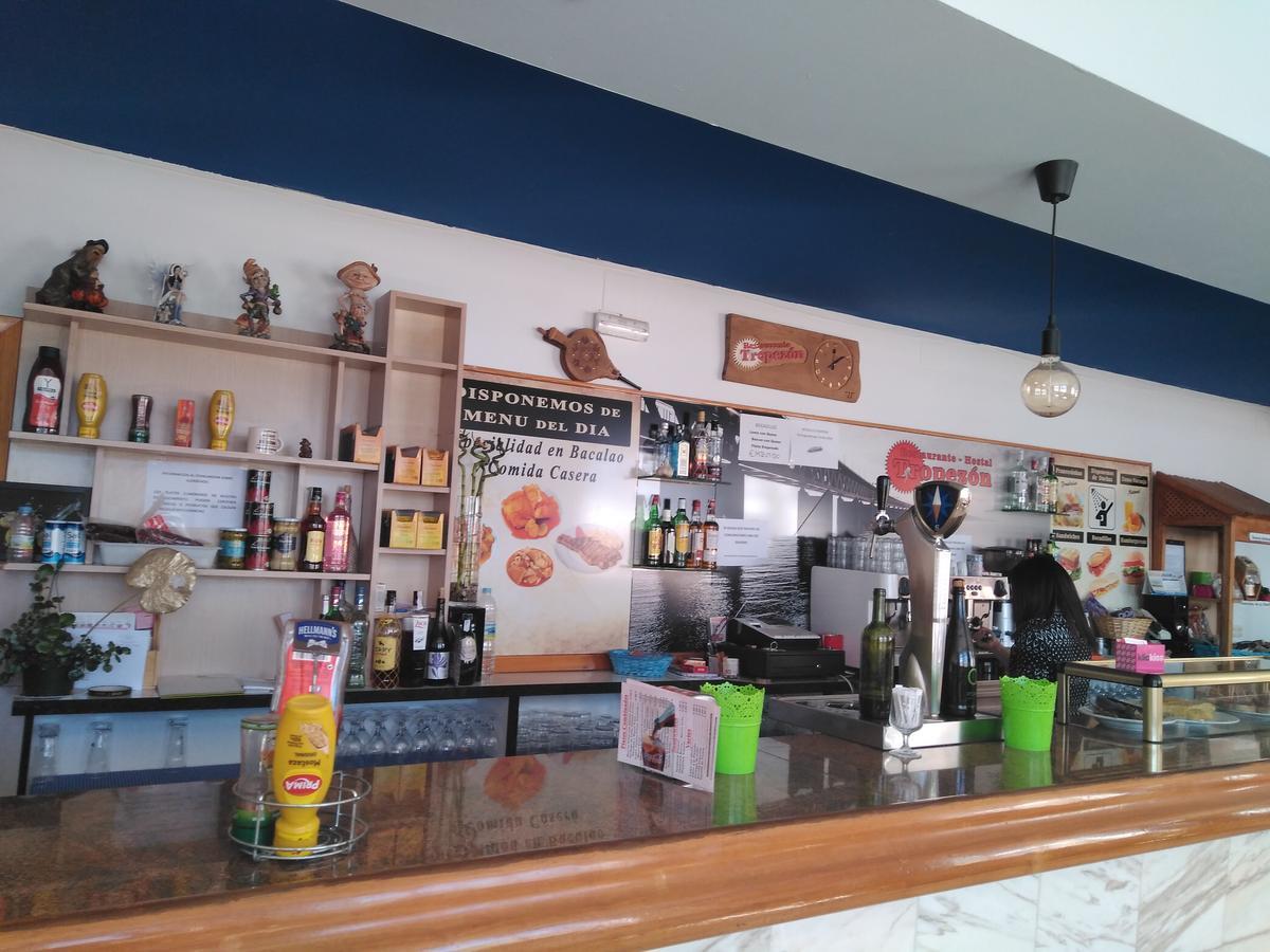 Hostal El Tropezon Matallana de Valmadrigal 외부 사진