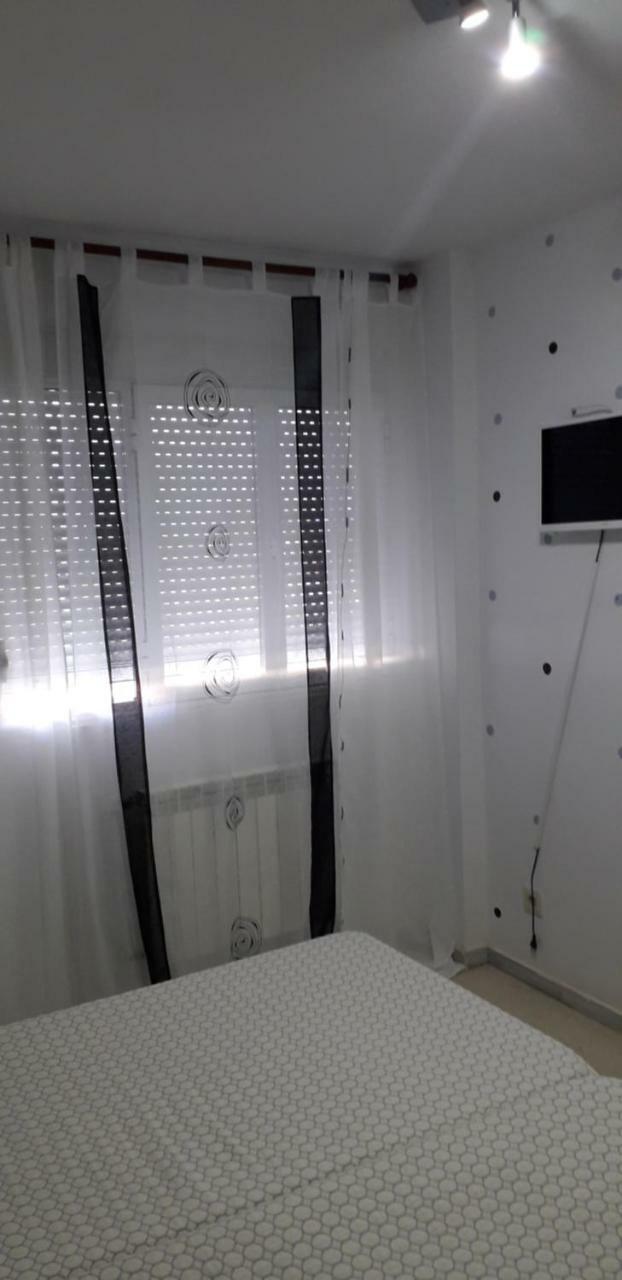Hostal El Tropezon Matallana de Valmadrigal 외부 사진