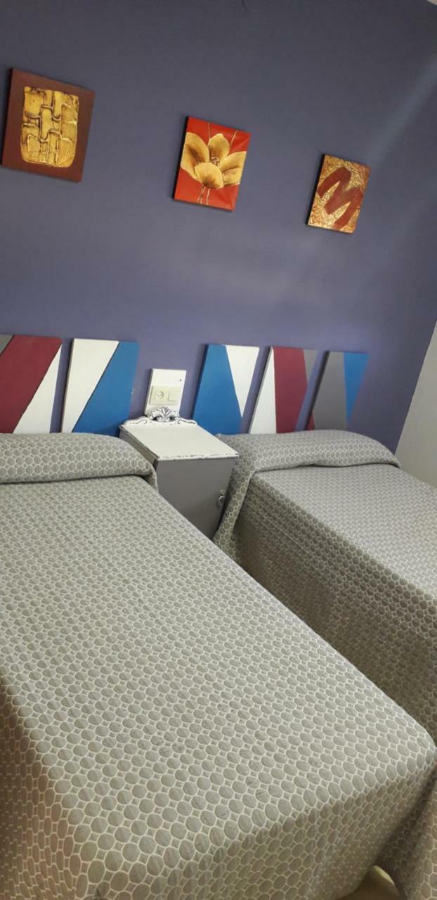 Hostal El Tropezon Matallana de Valmadrigal 외부 사진